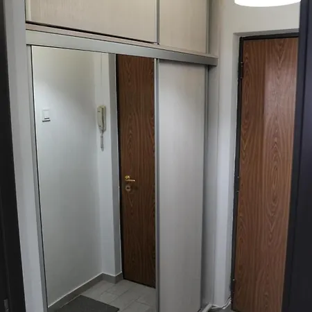 Luxury Plaza M Drumul Taberei Daire Bükreş