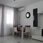Luxury Plaza M Drumul Taberei *